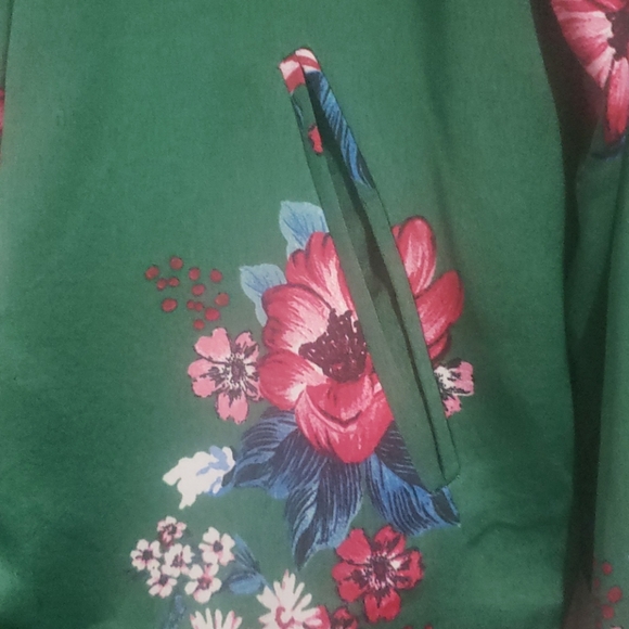 Stradivarius blouse - Picture 3 of 6